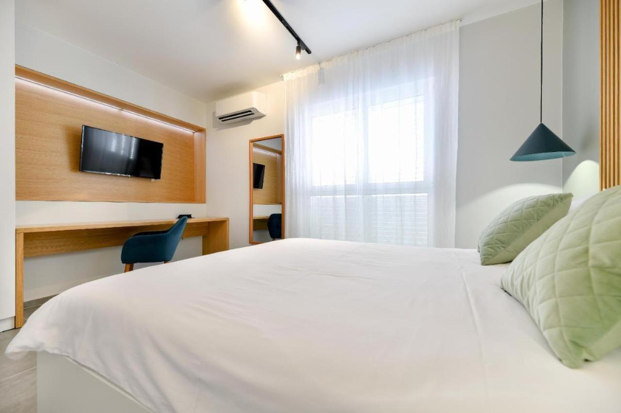 Maris Accommodation By Belmont Realty Задар Екстериор снимка